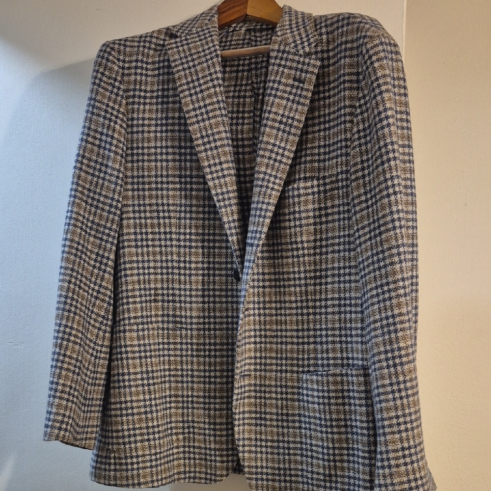 Classic Checkered Sport Coat By Belvest